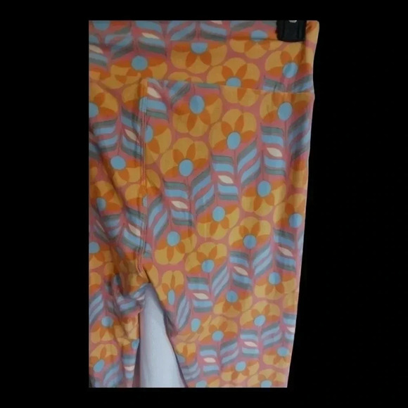 Lularoe set of 2 print  leggins multicolor size OS - Picture 6 of 7